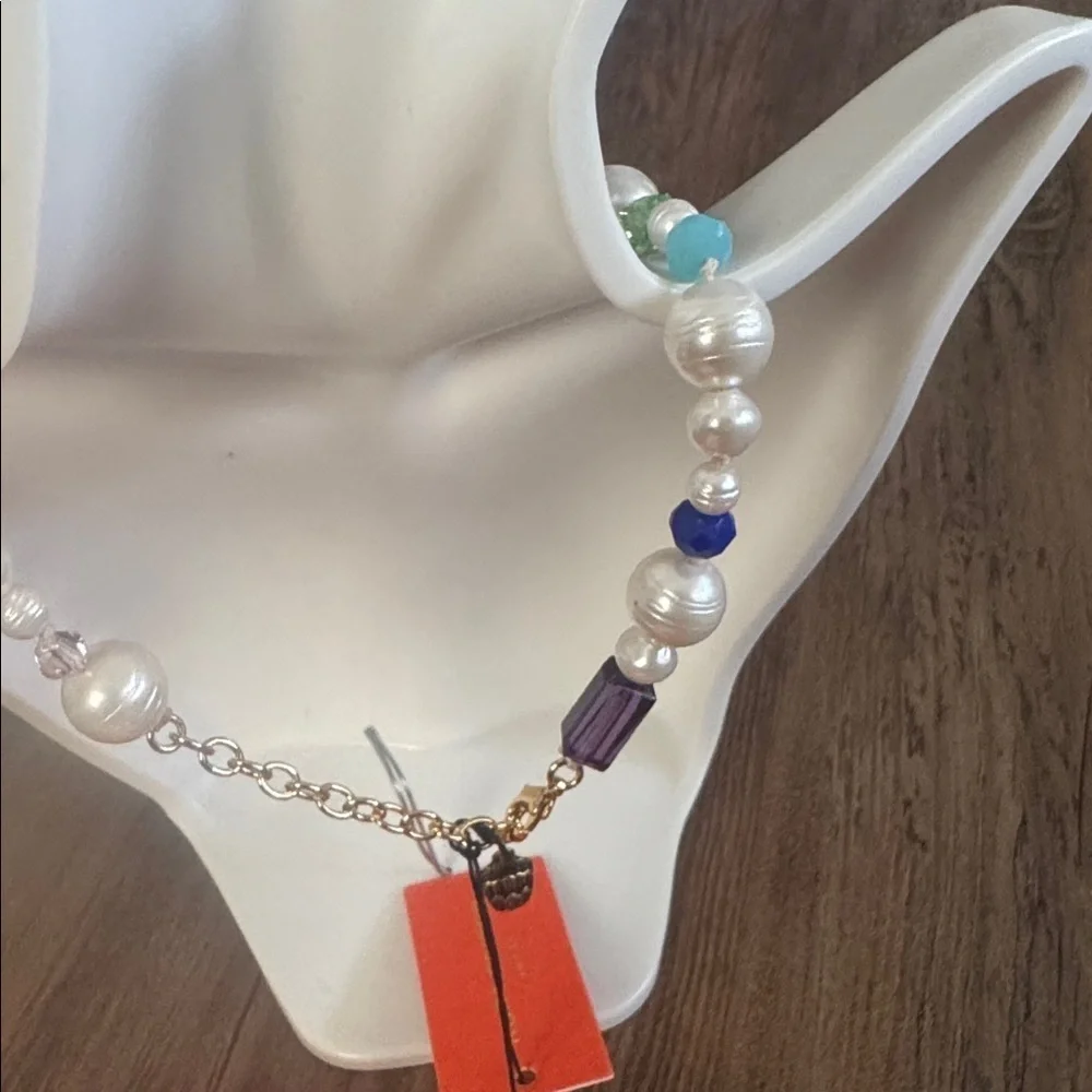 KURT GEIGER Eagle Charm Pearl Beaded Necklace - Picture 5 of 6